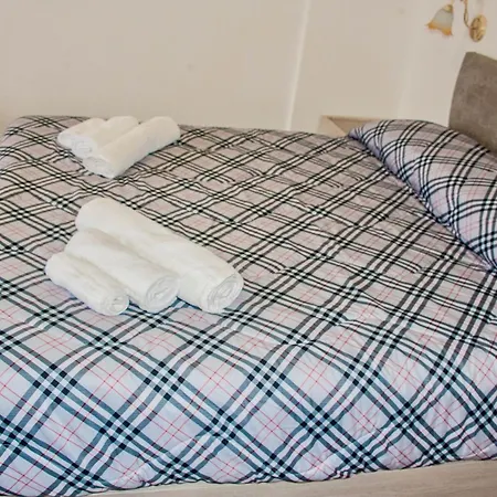 Bed & Breakfast Paradise