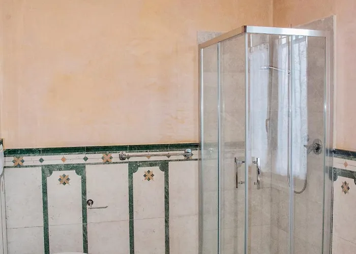 Bed & Breakfast Paradise 3*